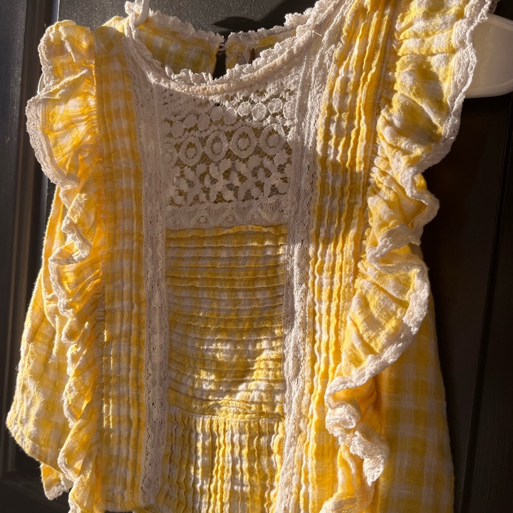 Free people yellow babydoll shirt SIZE 2